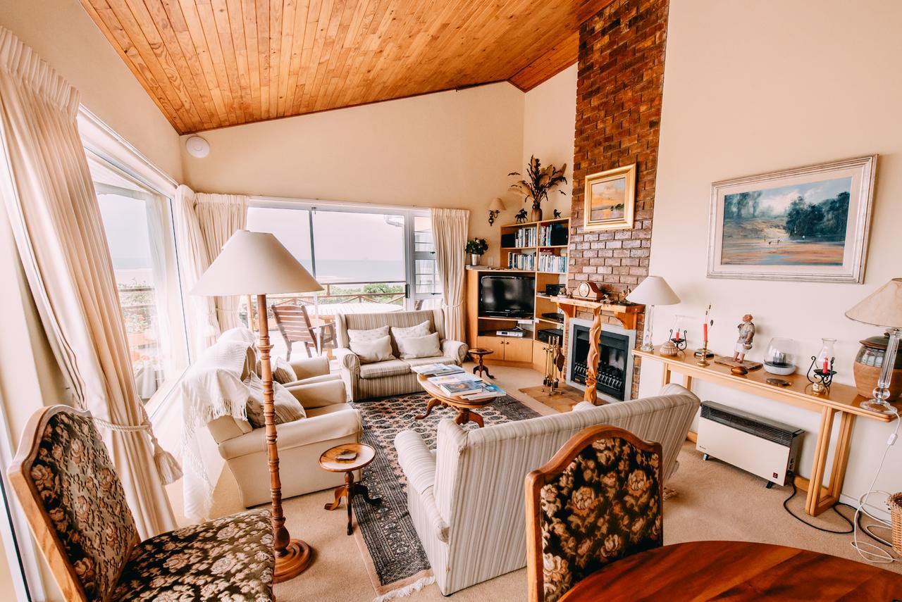 Dolphins' Playground Beachfront B&B เพลตเตนเบิร์กเบย์ ภายนอก รูปภาพ